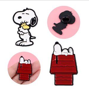 Snoopy Set of 2 Brooch Enamel Pins